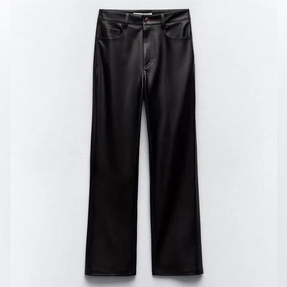 Zara FAUX LEATHER MINI FLARED CROPPED PANTS - Picture 4 of 13
